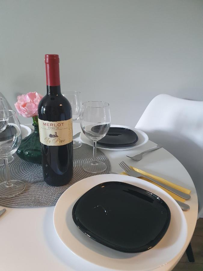 Vizzit Us Premium Apartments Marina Mokotow ワルシャワ エクステリア 写真