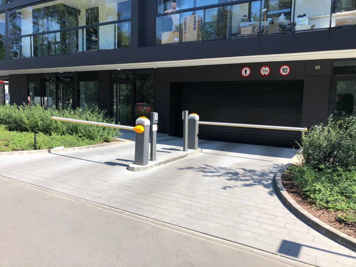 Vizzit Us Premium Apartments Marina Mokotow ワルシャワ エクステリア 写真